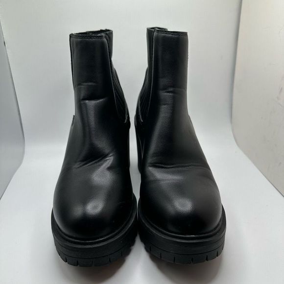 CUSHIONAIRE Women's chelsea boot +Memory Foam 8 WIDE BLACK - Picture 2 of 7